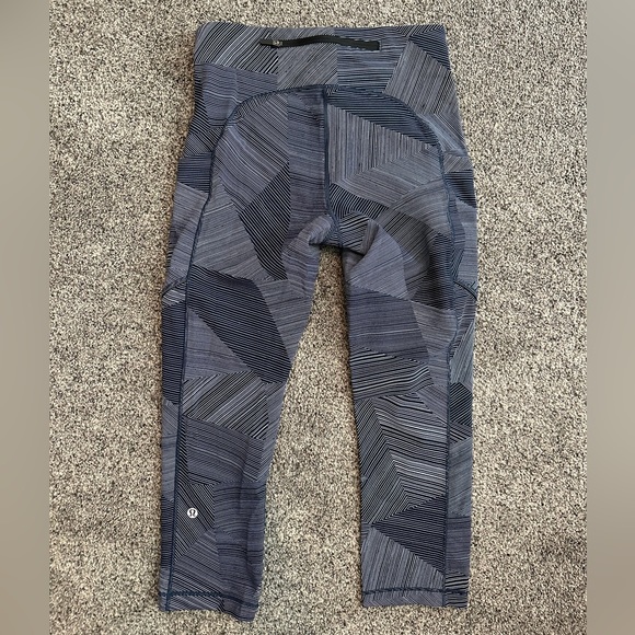 Lululemon Speed Up Crop Leggings (21”) Etch Hail Midnight Sz 6 - Picture 2 of 6